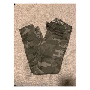 GAP camo jeans
